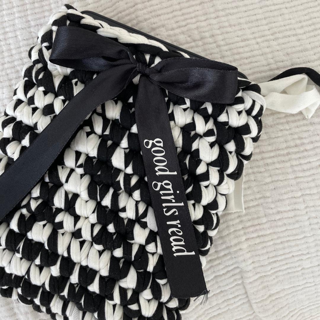 Handmade Universal Kindle Sleeve - Crotchet Kindle Cover