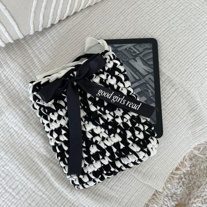 Handmade Universal Kindle Sleeve - Crotchet Kindle Cover